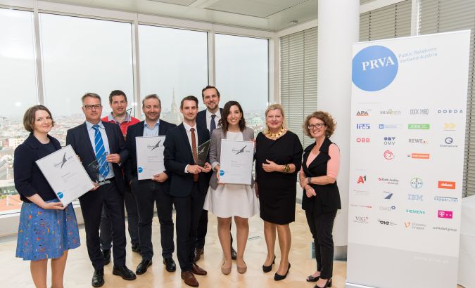 rnl: Angelika Rädler (PRVA-Generalsekretärin), Kristin Engelhardt (Juryvorsitzende), Carina Novy, Peter Thier, Markus Setznagel (Austrian Airlines), Denis Marinitsch, Christoph Schneider (Attensam), Michael Sgiarovello, Christina Hammertinger-Bischof (Henkel), © Michael Gruber