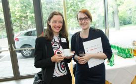 2. Österreichischer Kommunikationstag vlnr.: Beate Mayr-Kniescheck, Birgit Parade. ©Jana Madzigon