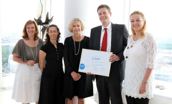 BPXX 3. Preis vlnr.: Maria Wedenig (ikp Wien, Jury), Elisabeth Praitenlachner (Manstein Verlag), Bettina Gneisz-Al-Ani (Juryvorsitzende), Torsten Klingelhöfer (Saubermacher), Sigrid Krupica (PRVA-Vizepräsidentin). ©Elisabeth Kessler