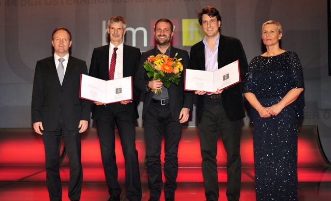 Kategoriesieger 2013 Interne PR vlnr.: Sektionschef Michael Losch (BMWFJ), Anton Kolarik (UniCredit Bank Austria), Christian Moser (MEDIA CONSULT), Alexander Heuken (MEDIA CONSULT), Ingrid Vogl (PRVA-Präsidentin). © Nadine Bargad