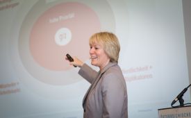 2. Österreichischer Kommunikationstag: Dorothee Hutter (GIZ) ©Jana Madzigon