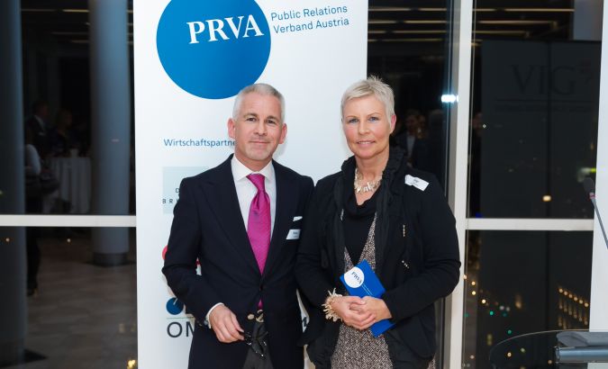 PRVA-Neujahrsempfang 2014 Steffen Ritter (DPRG-Vizepräsident), Ingrid Vogl (PRVA-Präsidentin). ©PRVA/Jana Madzigon