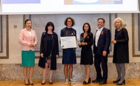 vlnr.: Karin Wiesinger (PRVA-Präsidentin), Karin Krainz (MS Gesellschaft Wien), Astrid Kaltenböck (Biogen Austria), Doris Steinberger (Biogen Austria), Alexander Zoubek (Division 4), Bettina Gneisz-Al-Ani (Juryvorsitzende) © Martina Berger